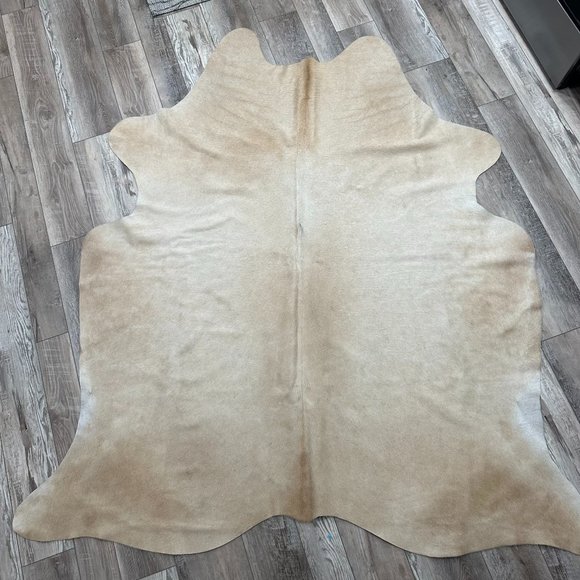 A Grade - Light Champagne - Brazilian Cowhide Rug